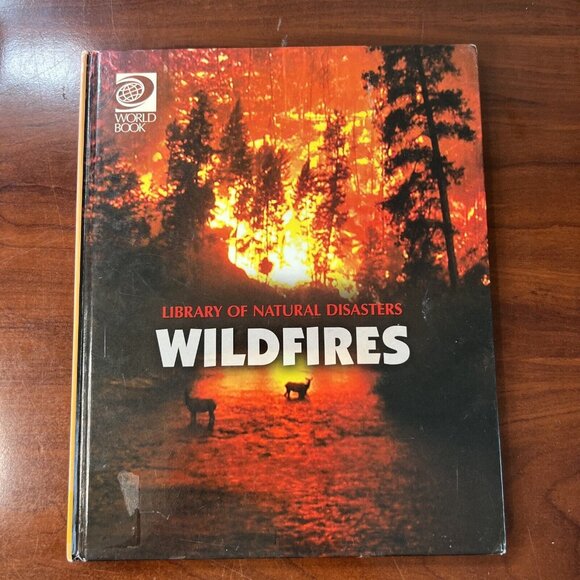 WORLD BOOK Library Of Natural Disasters Set 7 Hardcover Reference Books Vintage - Picture 12 of 16